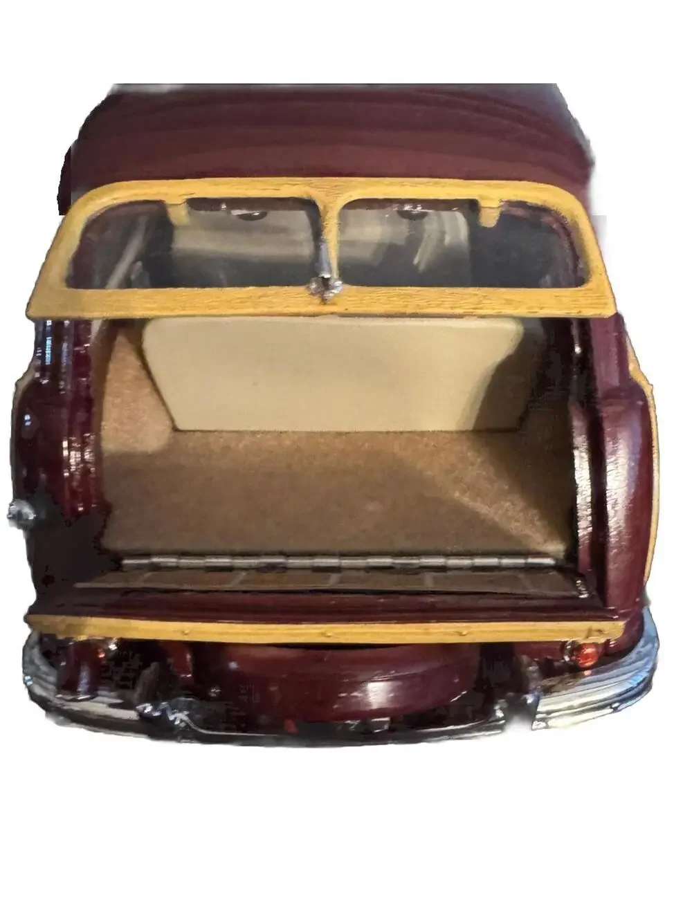 Franklin Mint - 1949 Ford Woody Station Wagon - 1/24 Diecast Scale MINT